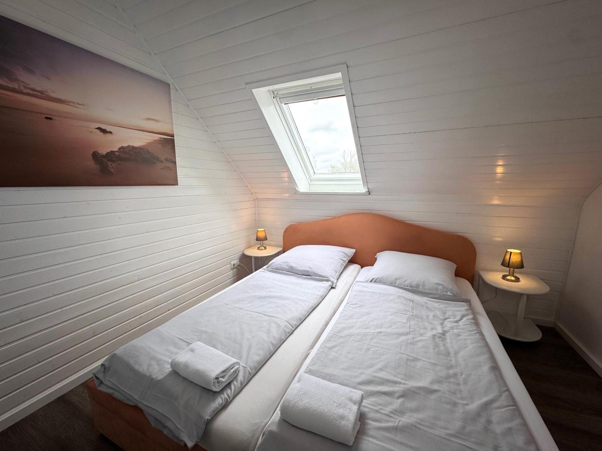 Landhaus Nordsee-Peerhuus Friedrichskoog Exterior photo